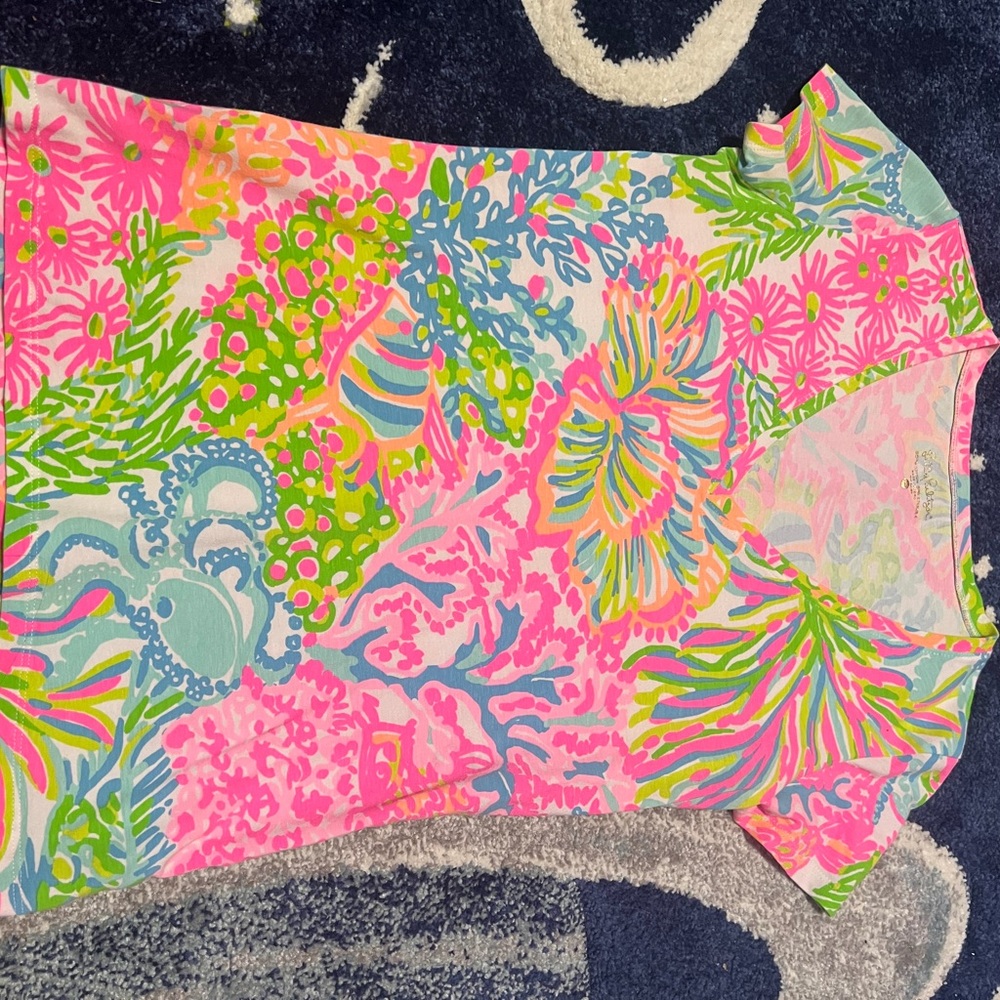 Lilly Pulitzer Pink Lovers Coral shirt xs